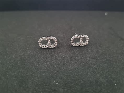 boucle d'oreille clair de lune dior|Boucle d'oreille Lune .